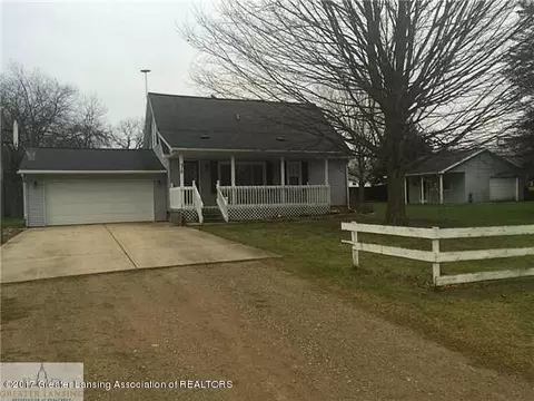 310 Ewen, Maple Rapids, MI 48853 photo 1