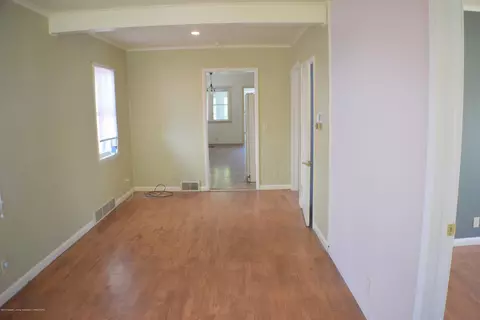 2313 Lyons Ave, Lansing, MI 48910 photo 2
