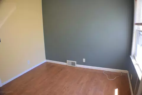 2313 Lyons Ave, Lansing, MI 48910 photo 5