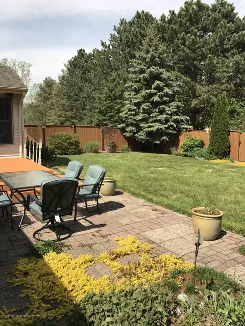 403 Jade Dr, Lansing, MI 48917 photo 19