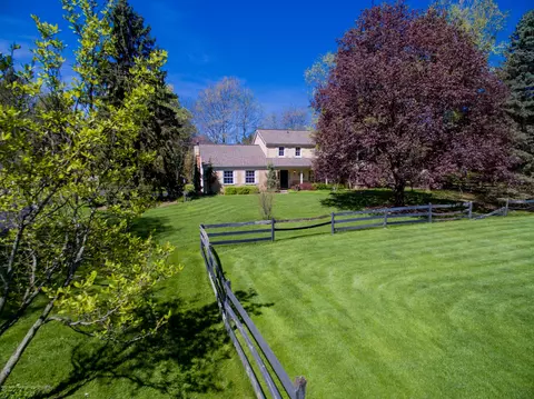 4631 Barton Rd, Williamston, MI 48895 photo 4