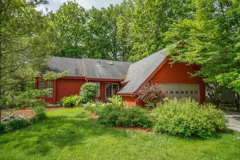 6045 Oakpark Trl, Haslett, MI 48840 photo 1