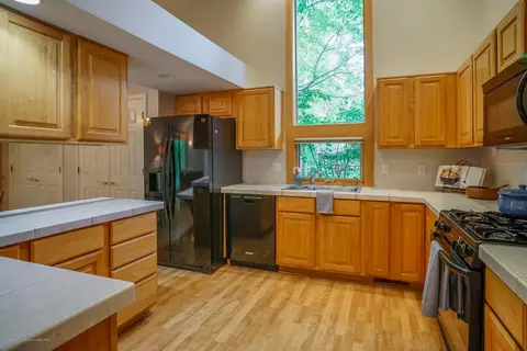 6045 Oakpark Trl, Haslett, MI 48840 photo 7