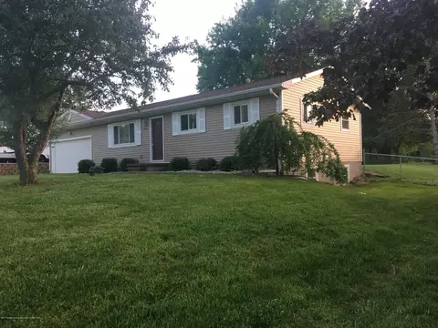 14062 Everett, Dewitt, MI 48820 photo 2