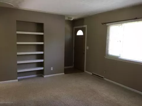 14062 Everett, Dewitt, MI 48820 photo 4