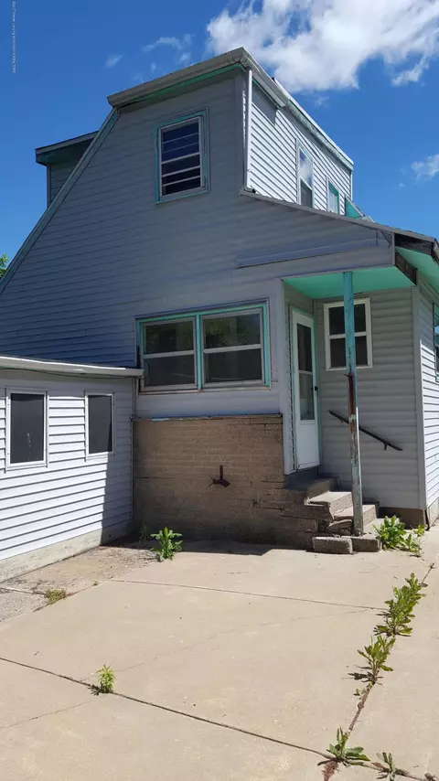 2079 Cedar St, Holt, MI 48842 photo 6