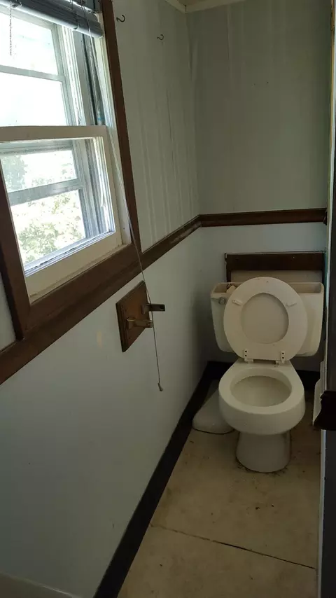 2079 Cedar St, Holt, MI 48842 photo 24