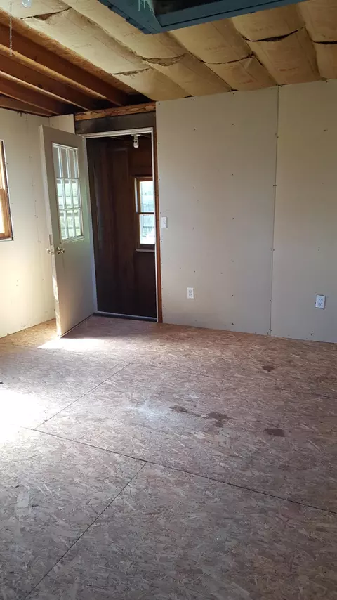 2079 Cedar St, Holt, MI 48842 photo 26