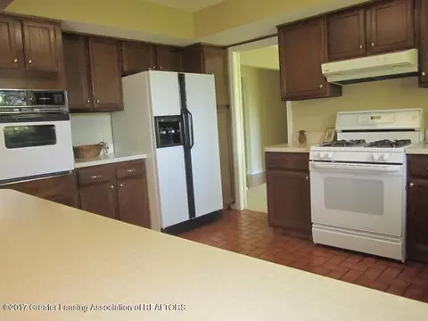 13057 Old Hickory Trl, Dewitt, MI 48820 photo 7