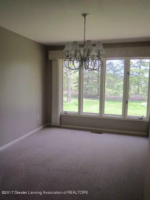 13057 Old Hickory Trl, Dewitt, MI 48820 photo 5