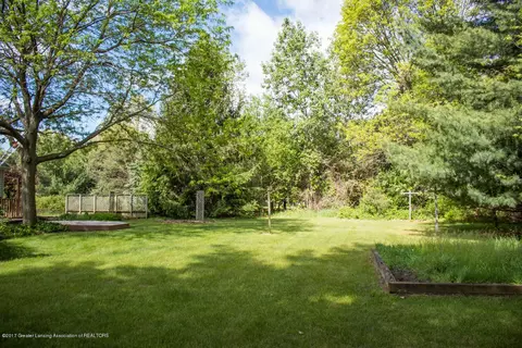 9600 Deer Trl, Haslett, MI 48840 photo 9