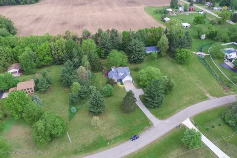9600 Deer Trl, Haslett, MI 48840 photo 4