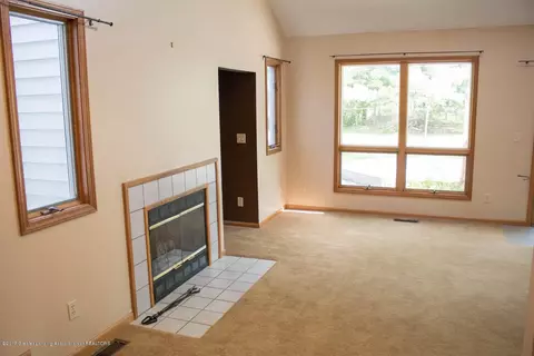 9600 Deer Trl, Haslett, MI 48840 photo 14
