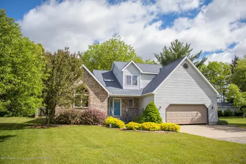 9600 Deer Trl, Haslett, MI 48840 photo 3