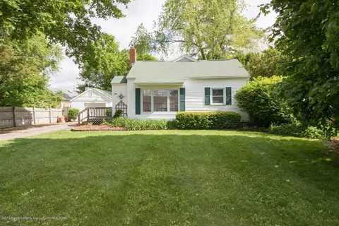 121 E Jefferson, Dewitt, MI 48820 photo 1