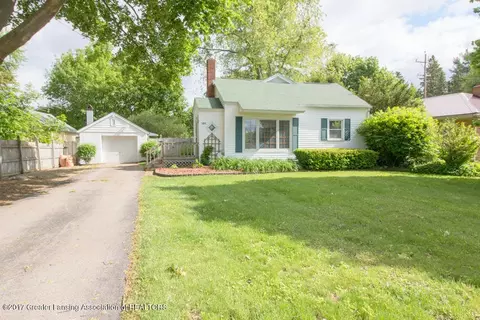 121 E Jefferson, Dewitt, MI 48820 photo 2