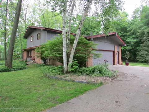 2775 Darling Rd, Mason, MI 48854 photo 3