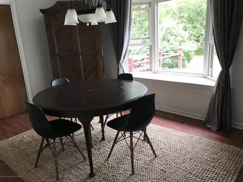 1047 W State Rd, Lansing, MI 48906 photo 3