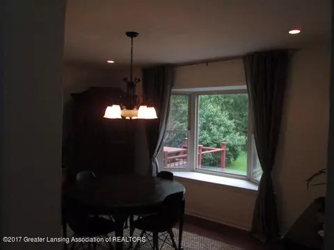 1047 W State Rd, Lansing, MI 48906 photo 5