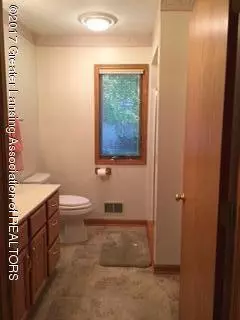 710 Pine Ridge Dr, Dewitt, MI 48820 photo 18