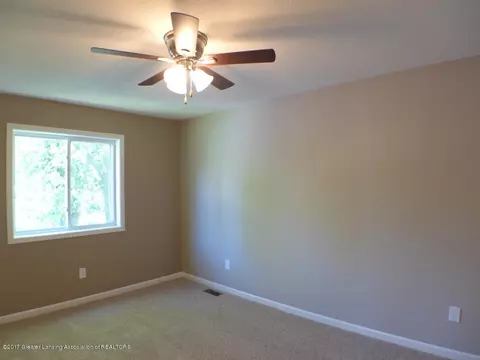 723 Williams, Williamston, MI 48895 photo 11