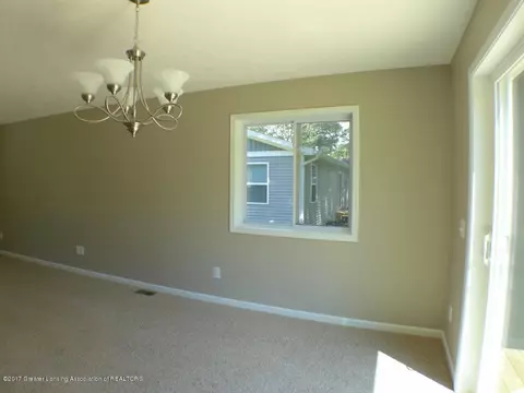 723 Williams, Williamston, MI 48895 photo 5