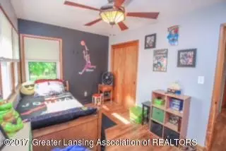 604 E Higham St, Saint Johns, MI 48879 photo 12