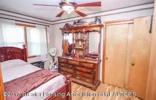 604 E Higham St, Saint Johns, MI 48879 photo 10