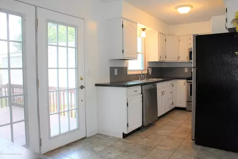 13392 Tiffin St, Bath, MI 48808 photo 5