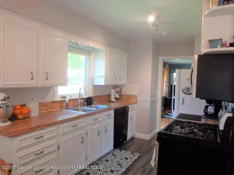 2103 Quentin Ave, Lansing, MI 48910 photo 16