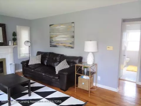 2103 Quentin Ave, Lansing, MI 48910 photo 11
