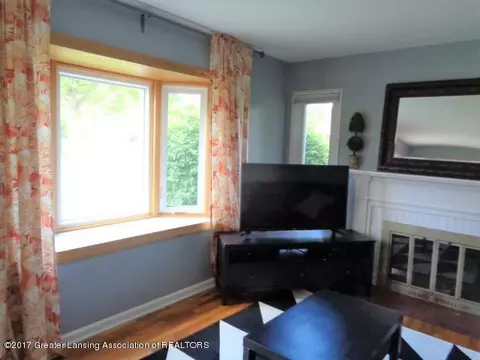 2103 Quentin Ave, Lansing, MI 48910 photo 13