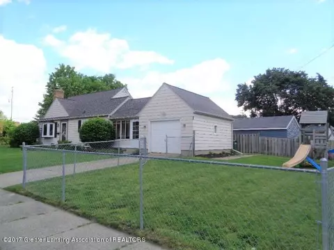 2103 Quentin Ave, Lansing, MI 48910 photo 3