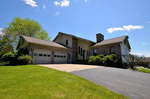 1065 Killdeer Dr, Mason, MI 48854 photo 1