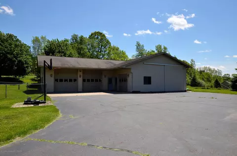 1065 Killdeer Dr, Mason, MI 48854 photo 7