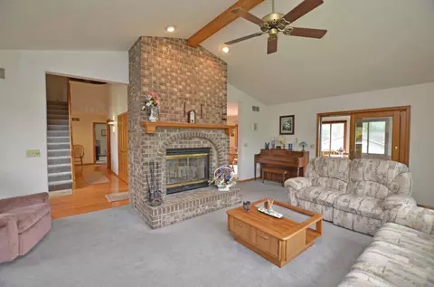 1065 Killdeer Dr, Mason, MI 48854 photo 2