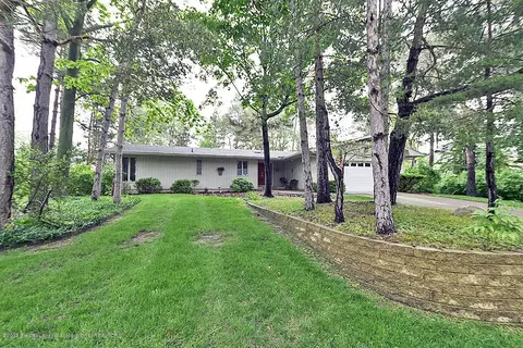 2158 Belding Ct, Okemos, MI 48864 photo 2