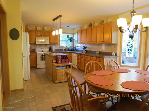 12318 Sea Pines Dr, Dewitt, MI 48820 photo 10