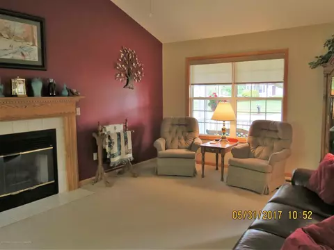 12318 Sea Pines Dr, Dewitt, MI 48820 photo 4