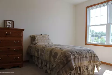 3668 Danbridge Dr, Lansing, MI 48906 photo 21