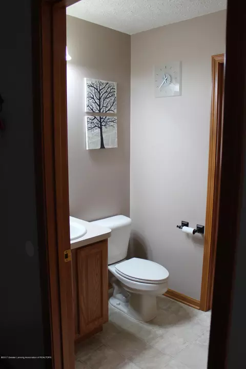 3668 Danbridge Dr, Lansing, MI 48906 photo 15