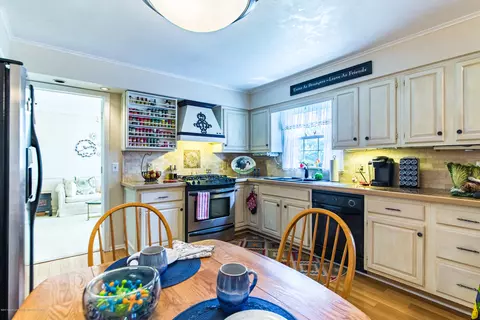 2109 Long Leaf Trl, Okemos, MI 48864 photo 11