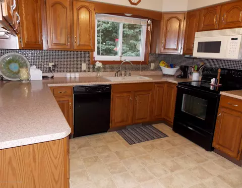 8630 W Cutler Rd, Dewitt, MI 48820 photo 4
