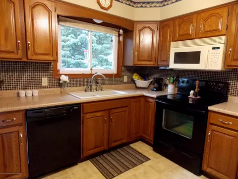 8630 W Cutler Rd, Dewitt, MI 48820 photo 7