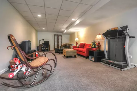 407 W Dill Dr, Dewitt, MI 48820 photo 20