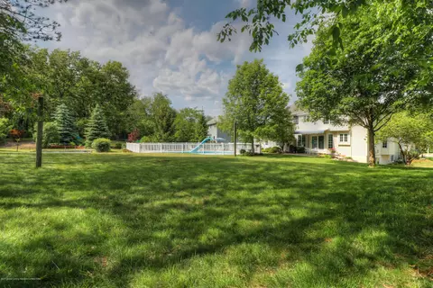 407 W Dill Dr, Dewitt, MI 48820 photo 26