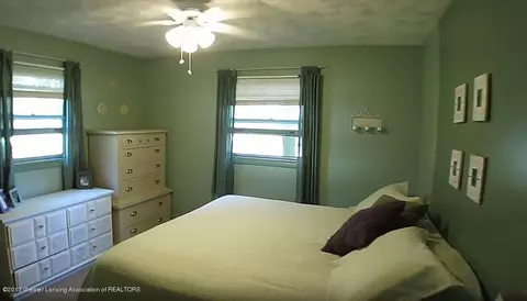 803 E Mcconnell St, Saint Johns, MI 48879 photo 21