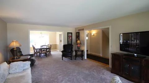 3243 Old Hickory Trl, Dewitt, MI 48820 photo 6