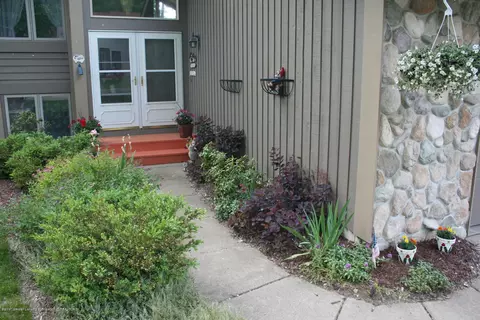 1027 Wild Ginger Trl, Haslett, MI 48840 photo 24