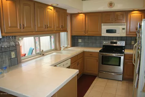 1027 Wild Ginger Trl, Haslett, MI 48840 photo 5